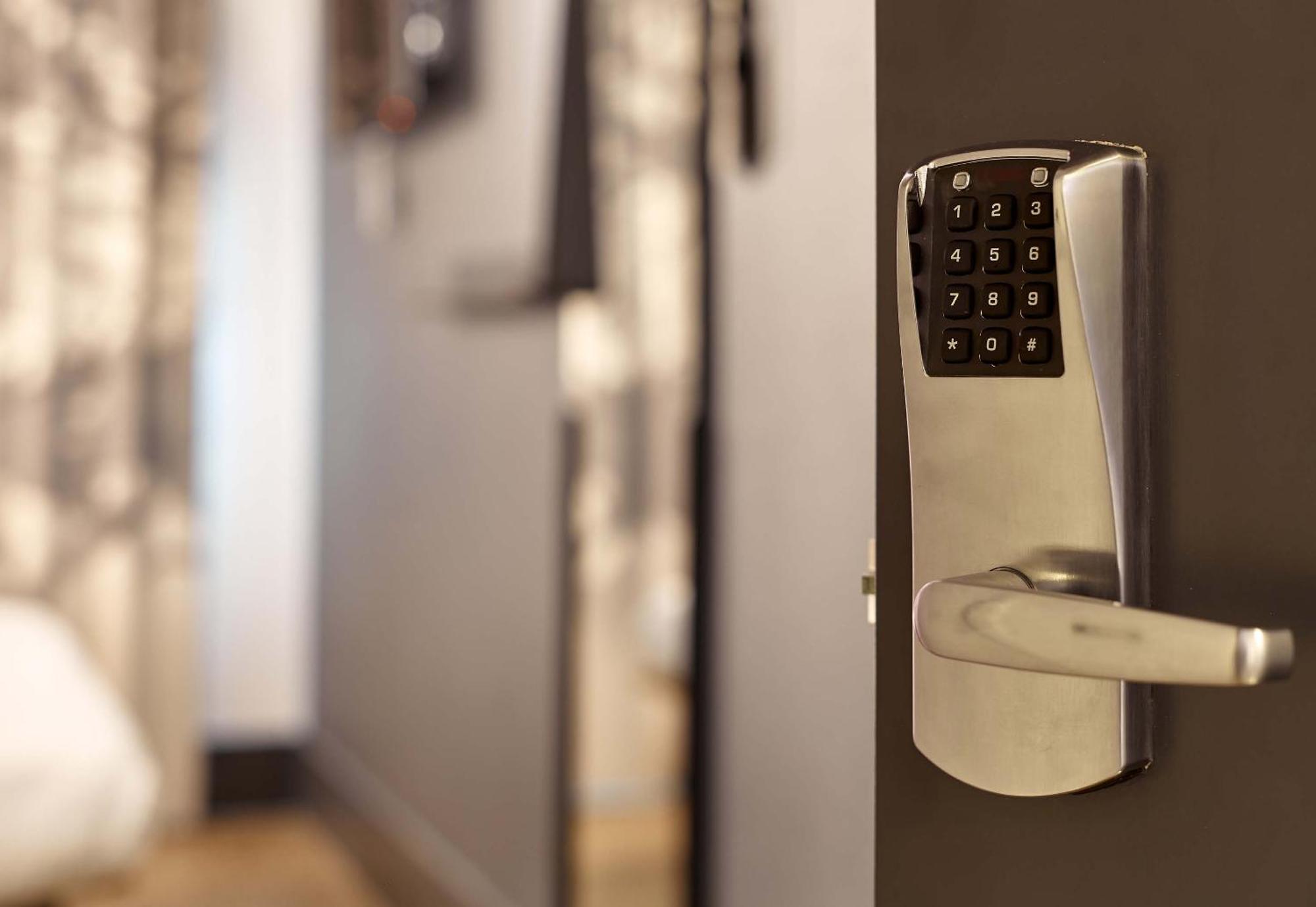 B&B Hotel Grenoble Centre Verlaine Eksteriør bilde